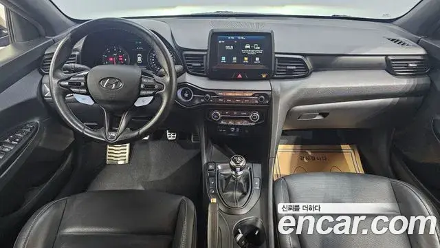 Hyundai Veloster 2018 — Photo 20/20