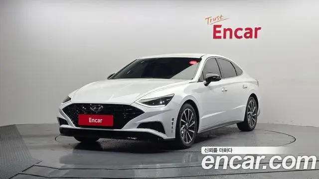 Hyundai Sonata Hybrid 2020 — ფოტო 9/20
