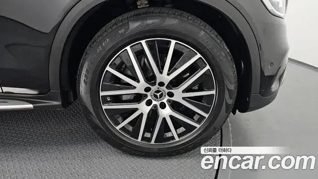 Mercedes-Benz GLC-Class 2021 — Şəkil 3/20