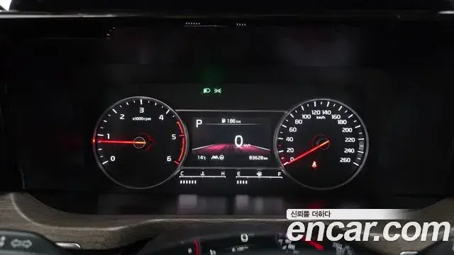 Kia Sorento 2021 — Photo 8/20