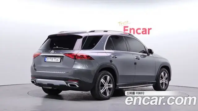 Mercedes-Benz GLE-Class 2019 — ფოტო 1/20