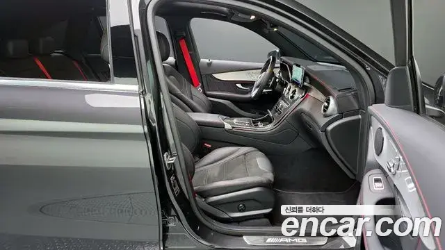 Mercedes-Benz GLC-Class 2022 — ფოტო 15/20