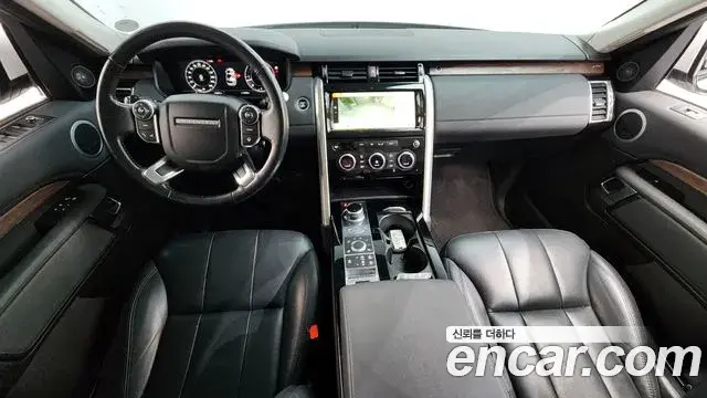 Land Rover Discovery 5 2018 — Şəkil 4/20