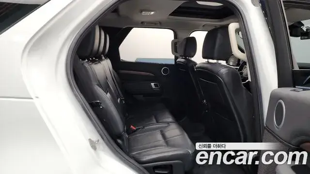 Land Rover Discovery 5 2018 — Şəkil 20/20