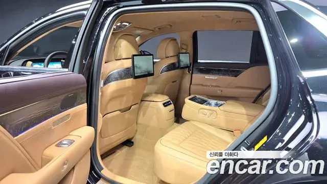 Genesis G90 2023 — Photo 5/20