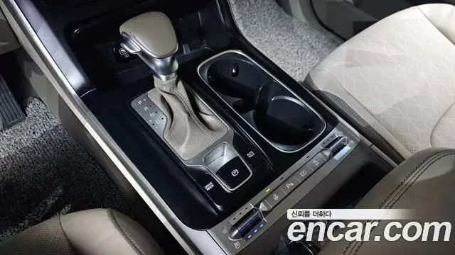 Kia Carnival 2020 — Фото 9/20