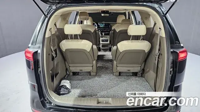 Kia Carnival 2020 — Фото 20/20