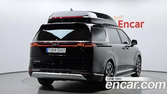Kia Carnival 2022 — Photo 9/20