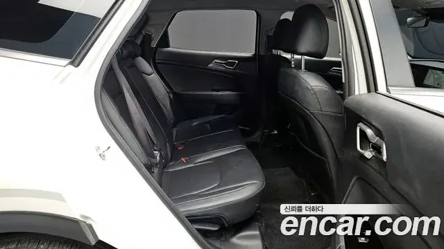 Kia Sportage 2022 — Şəkil 19/20