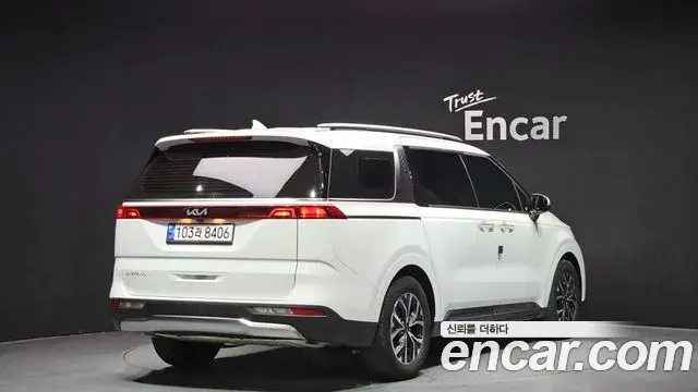 Kia Carnival 2022 — Фото 2/20