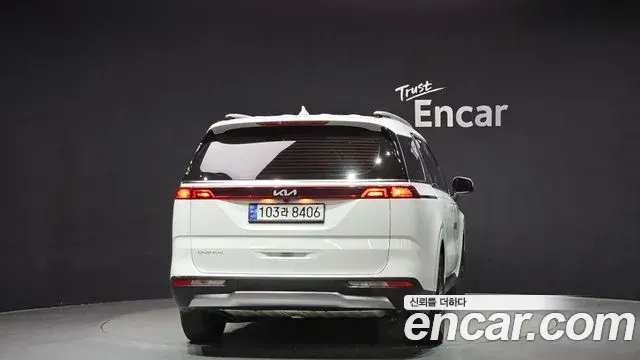 Kia Carnival 2022 — Фото 4/20