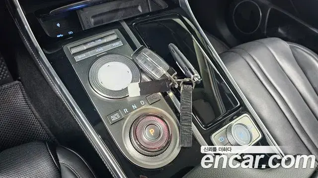 Genesis GV80 2022 — Photo 18/20