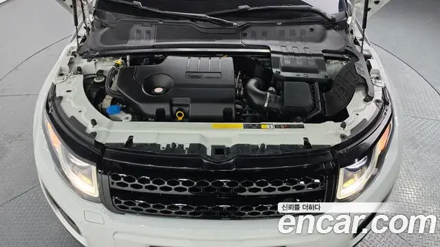 Land Rover Range Rover Evoque 2018 — Фото 6/20
