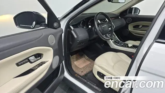 Land Rover Range Rover Evoque 2018 — Фото 11/20