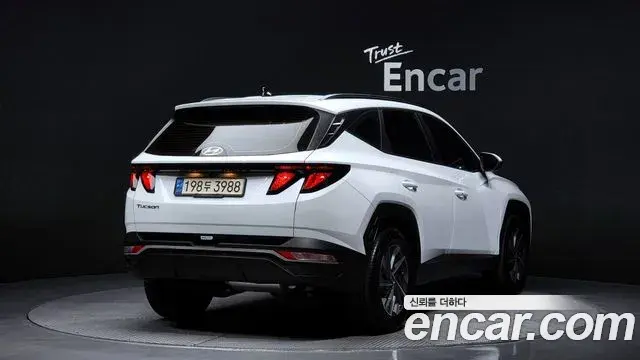 Hyundai Tucson Hybrid 2022 — ფოტო 7/20