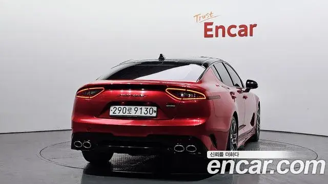 Kia Stinger 2020 — Şəkil 18/20