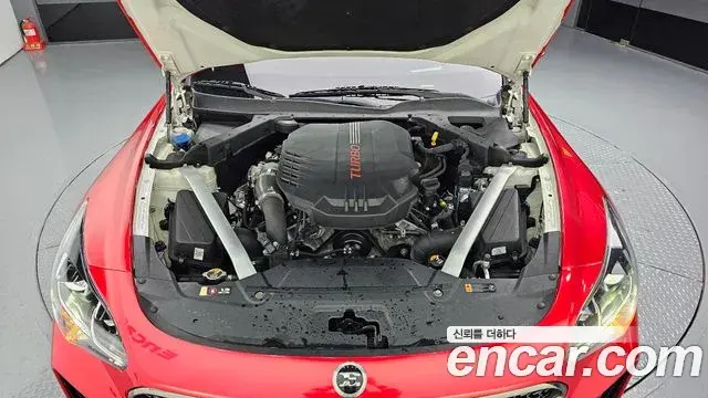 Kia Stinger 2020 — Şəkil 8/20