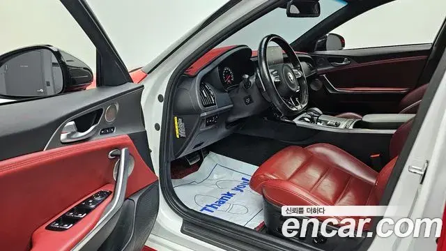 Kia Stinger 2020 — Şəkil 9/20