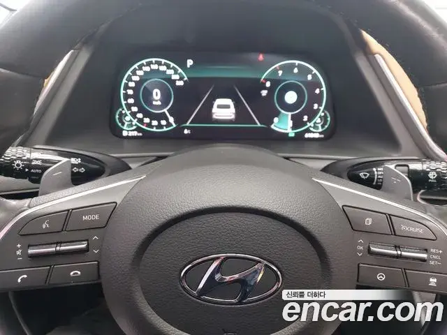 Hyundai Sonata Hybrid 2020 — ფოტო 2/20