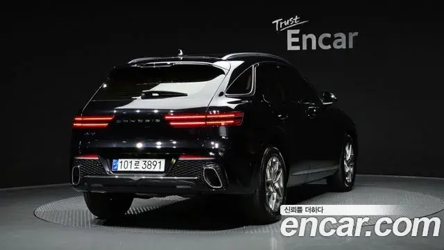 Genesis GV70 2023 — ფოტო 19/20