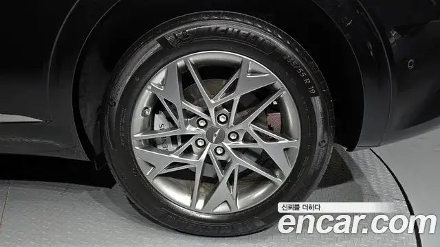 Genesis GV70 2023 — ფოტო 10/20