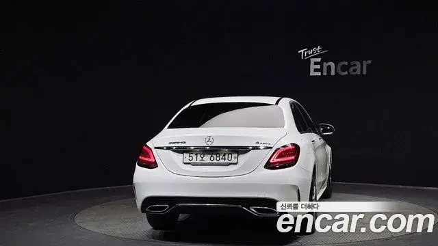 Mercedes-Benz C-Class 2019 — Фото 4/20