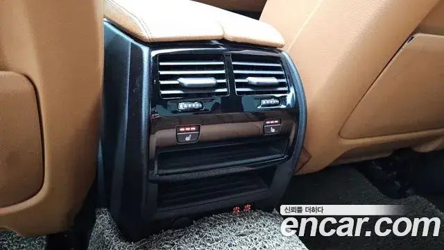 BMW 5 Series 2020 — Şəkil 16/20