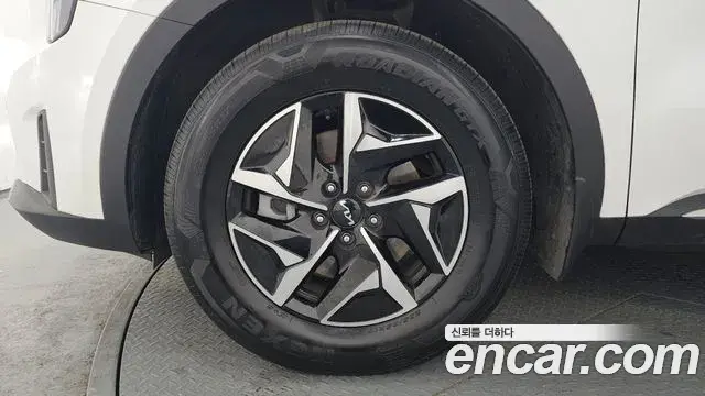 Kia Sorento 2023 — Photo 11/20