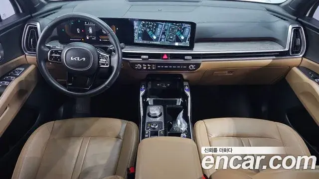 Kia Sorento 2023 — Photo 15/20