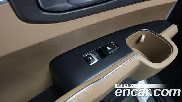 Kia Sorento 2023 — Photo 16/20