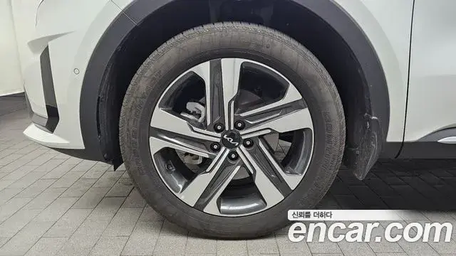 Kia Sorento 2023 — Şəkil 6/20