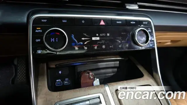 Genesis GV80 2020 — ფოტო 11/20