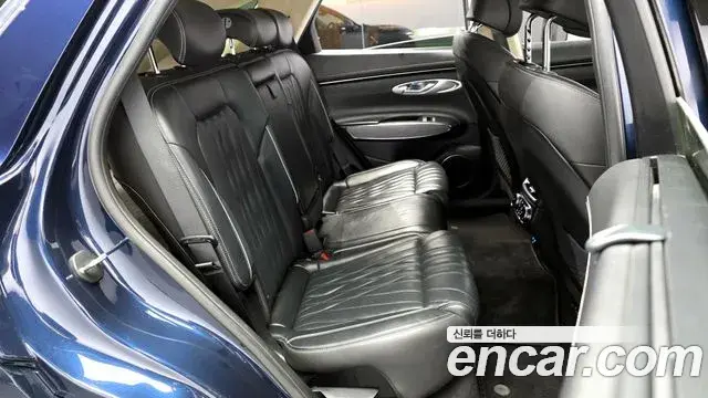 Genesis GV70 2022 — Şəkil 12/20