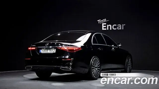 Mercedes-Benz S-Class 2022 — Photo 6/20