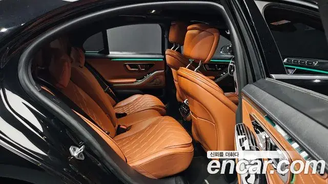 Mercedes-Benz S-Class 2022 — Photo 2/20