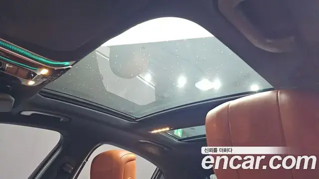 Mercedes-Benz S-Class 2022 — Photo 13/20