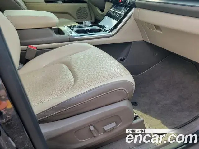 Kia Carnival 2022 — Şəkil 7/20