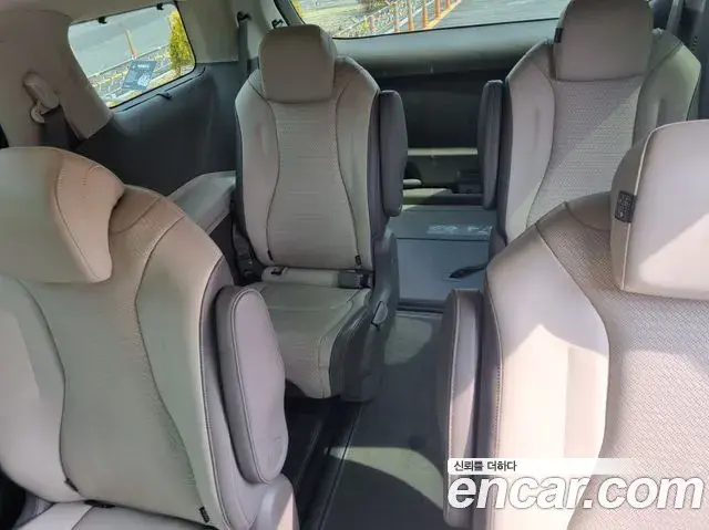 Kia Carnival 2022 — Şəkil 8/20