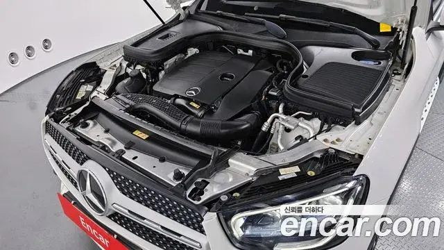 Mercedes-Benz GLC-Class 2020 — Photo 13/20