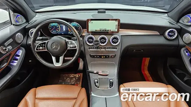 Mercedes-Benz GLC-Class 2020 — Photo 14/20