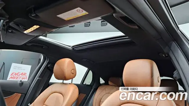 Mercedes-Benz GLC-Class 2020 — Photo 9/20