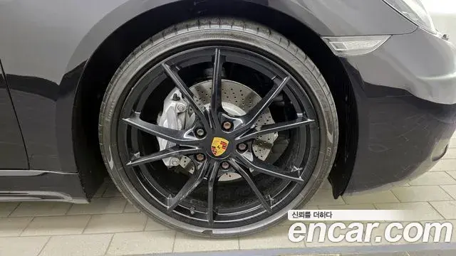Porsche 718 Cayman 2019 — Şəkil 19/20