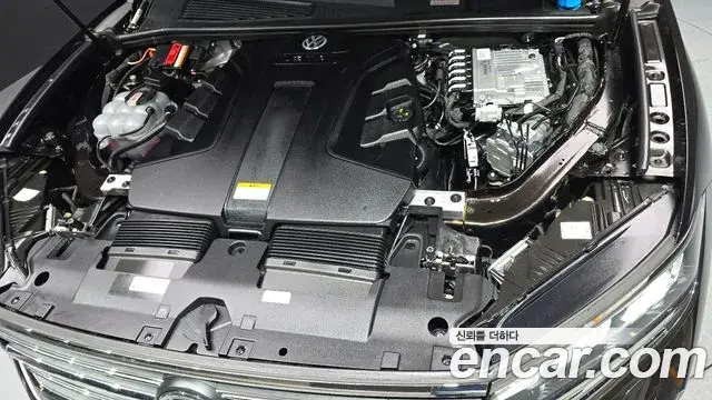 Volkswagen Touareg 2024 — Şəkil 7/20