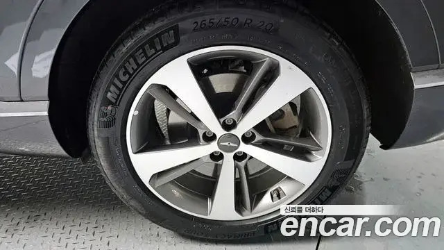 Genesis GV80 2021 — Photo 17/20