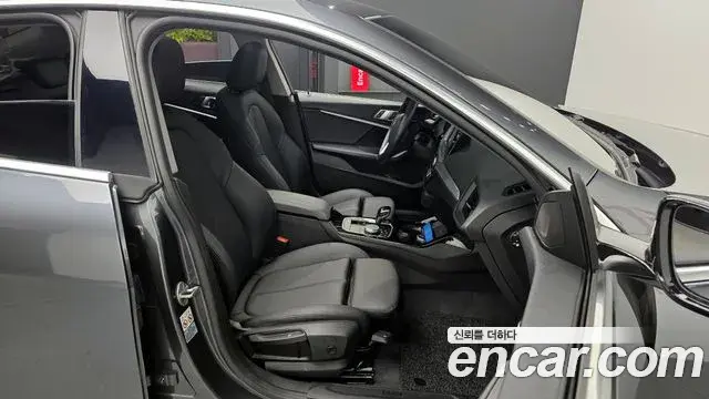 BMW 2 Series Gran Coupe 2021 — Photo 9/20