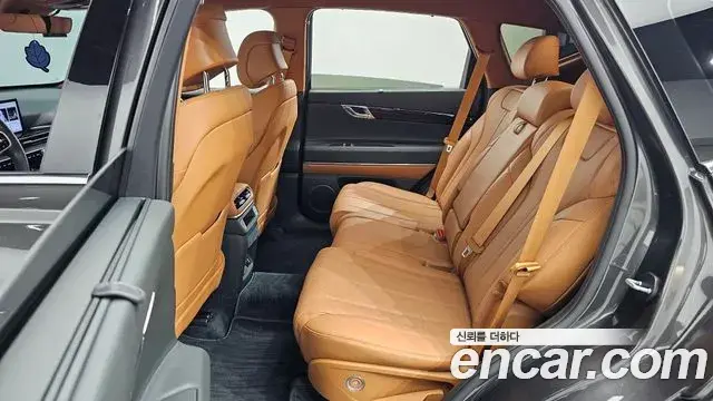 Genesis GV80 2025 — ფოტო 19/20
