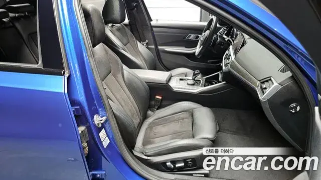 BMW 3 Series 2020 — ფოტო 18/20