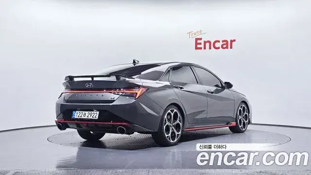 Hyundai The New Avante Hybrid 2022 — Photo 10/20
