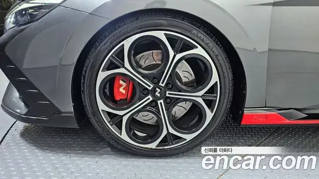 Hyundai The New Avante Hybrid 2022 — Photo 17/20