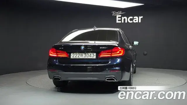 BMW 5 Series 2019 — Şəkil 16/20